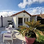 - Maison De Plain-pied Avec Piscine - Detente, Soleil Et Confort ! Royan