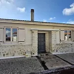 Willa - Maison De Plain-pied Avec Piscine - Detente, Soleil Et Confort !