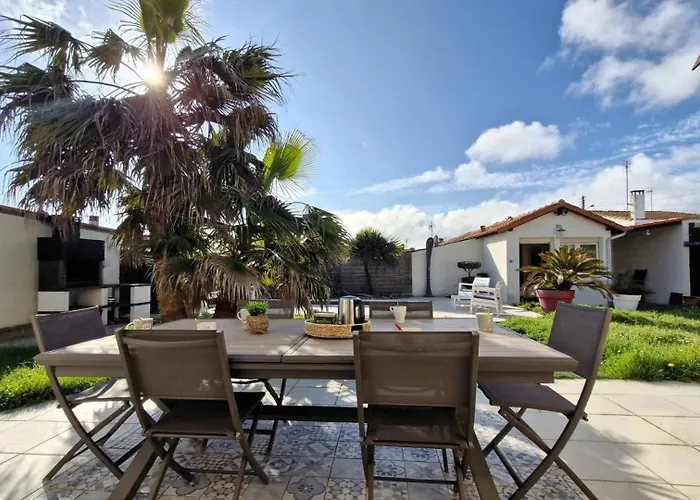 - Maison De Plain-pied Avec Piscine - Detente, Soleil Et Confort ! Villa Royan