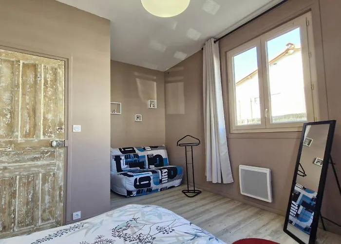 Вілла - Maison De Plain-pied Avec Piscine - Detente, Soleil Et Confort !