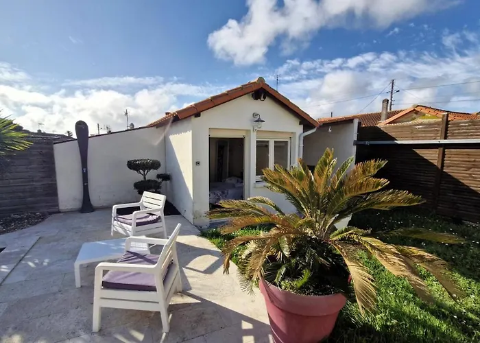 - Maison De Plain-pied Avec Piscine - Detente, Soleil Et Confort ! Руаян