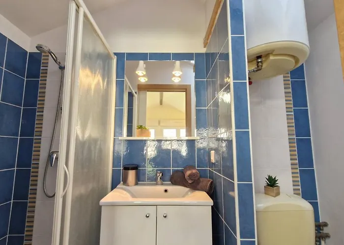 - Maison De Plain-pied Avec Piscine - Detente, Soleil Et Confort ! * Руаян